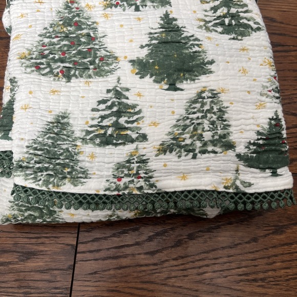 New Envogue Christmas Tree Oeko Tex Shower Curtain 72" x 72" With Pom Pom Trim - Picture 4 of 5